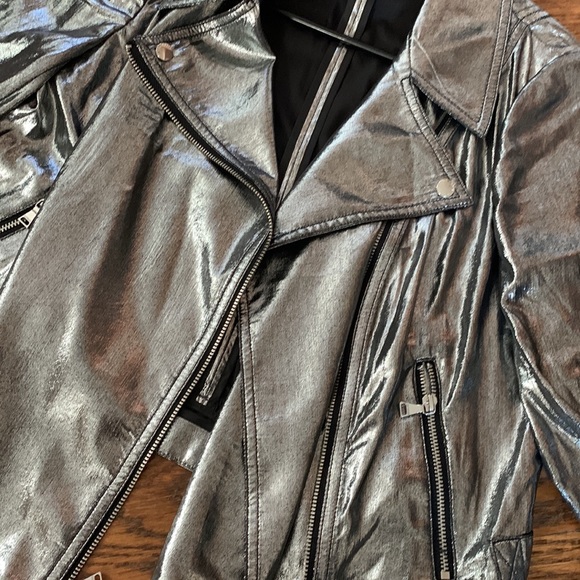 Express Jacket - Picture 2 of 6